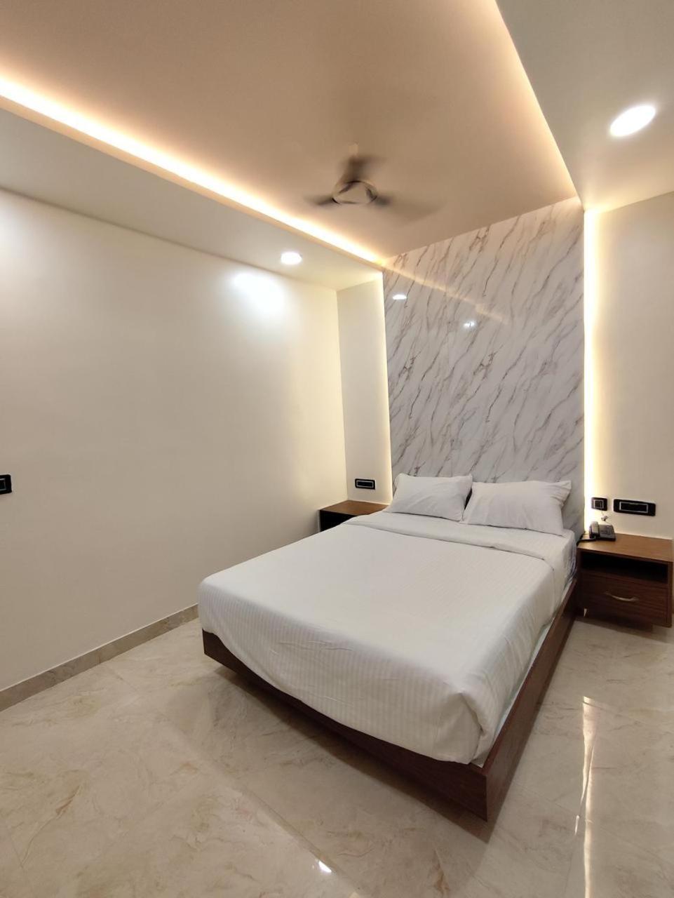 Sree Mahalakshmi Residency By K Hotels Virudunagar エクステリア 写真